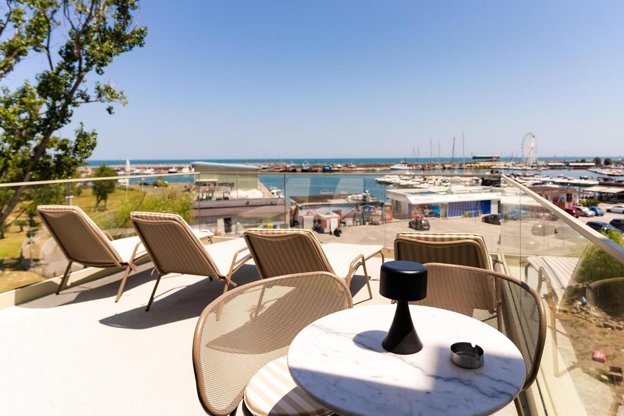 Appartamento Rezident Tomis Marina Constanţa Esterno foto